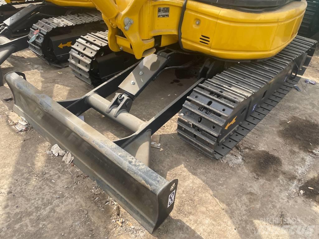 Komatsu PC 30 Mini ekskavatörler, 7 tona dek