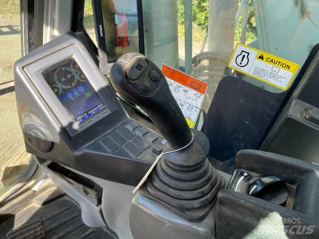 Takeuchi TB 2150 R Paletli ekskavatörler