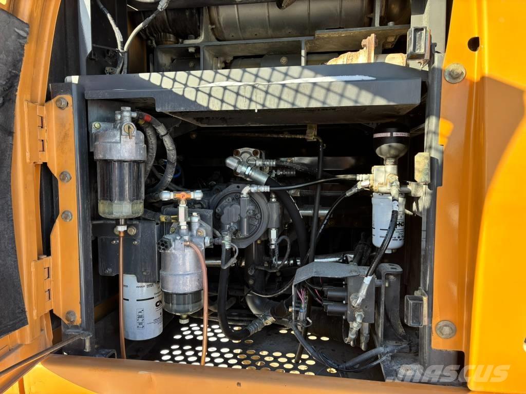 CASE CX 210 D Paletli ekskavatörler