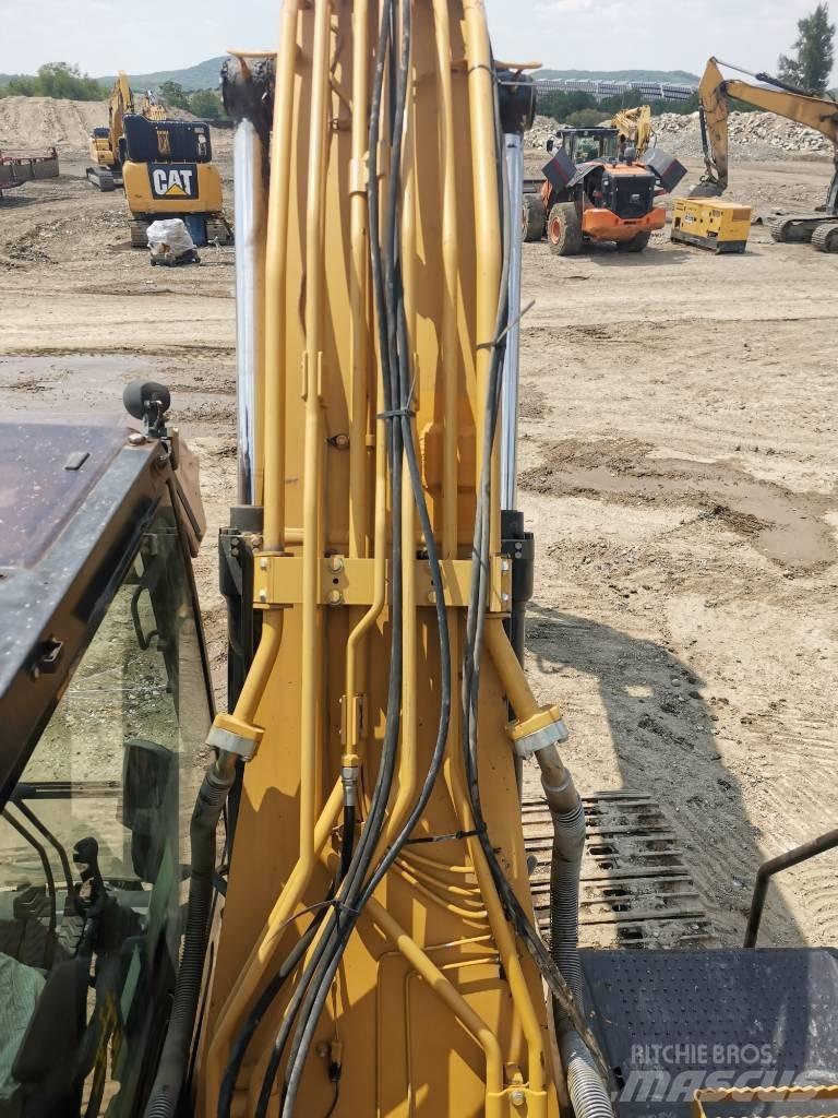 CAT 320 E Paletli ekskavatörler