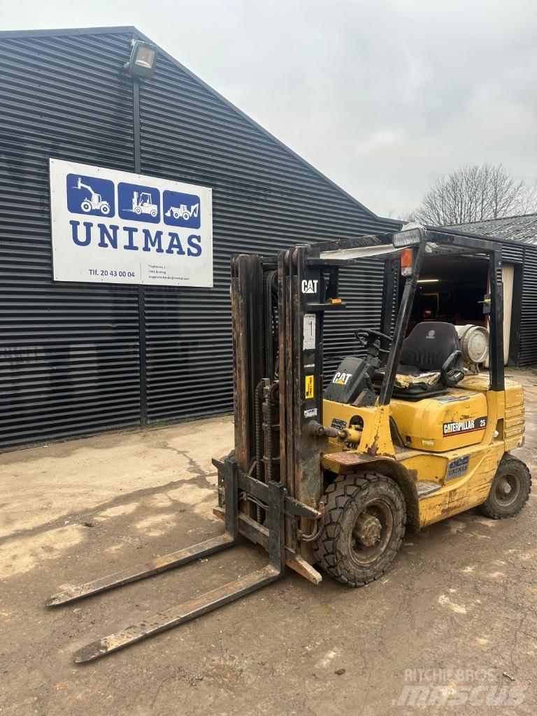 CAT GP25 LPG'li forkliftler