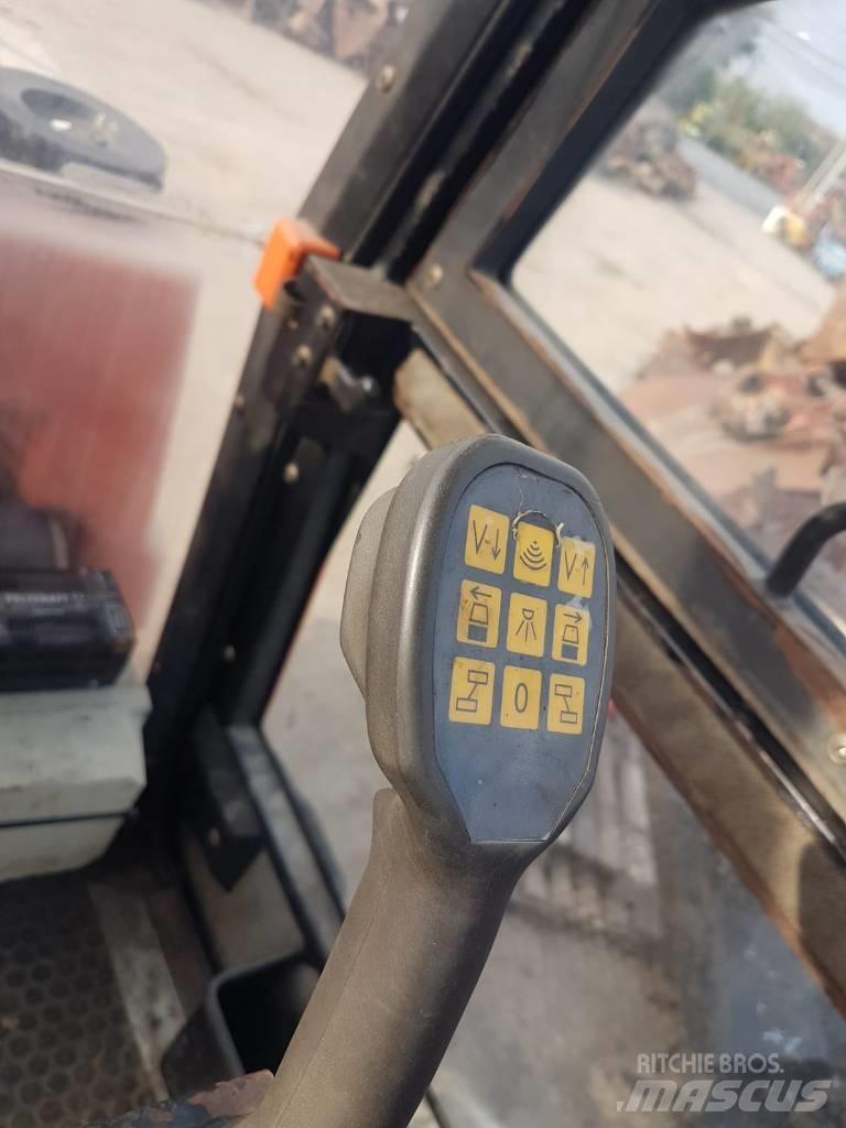 Ammann AV  95 Çift tamburlu silindirler