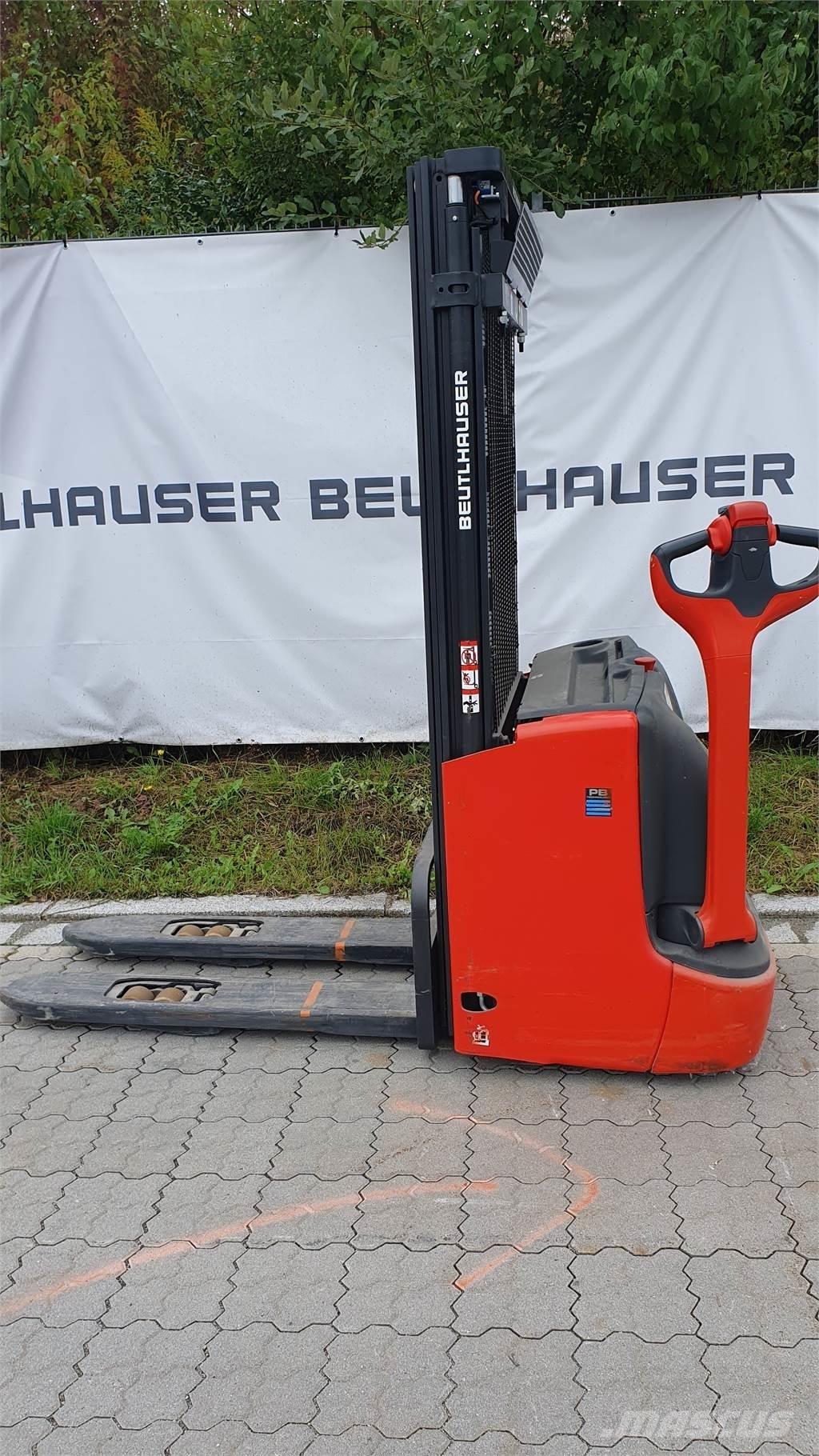 Linde L12i Yaya kumandali istif makinasi