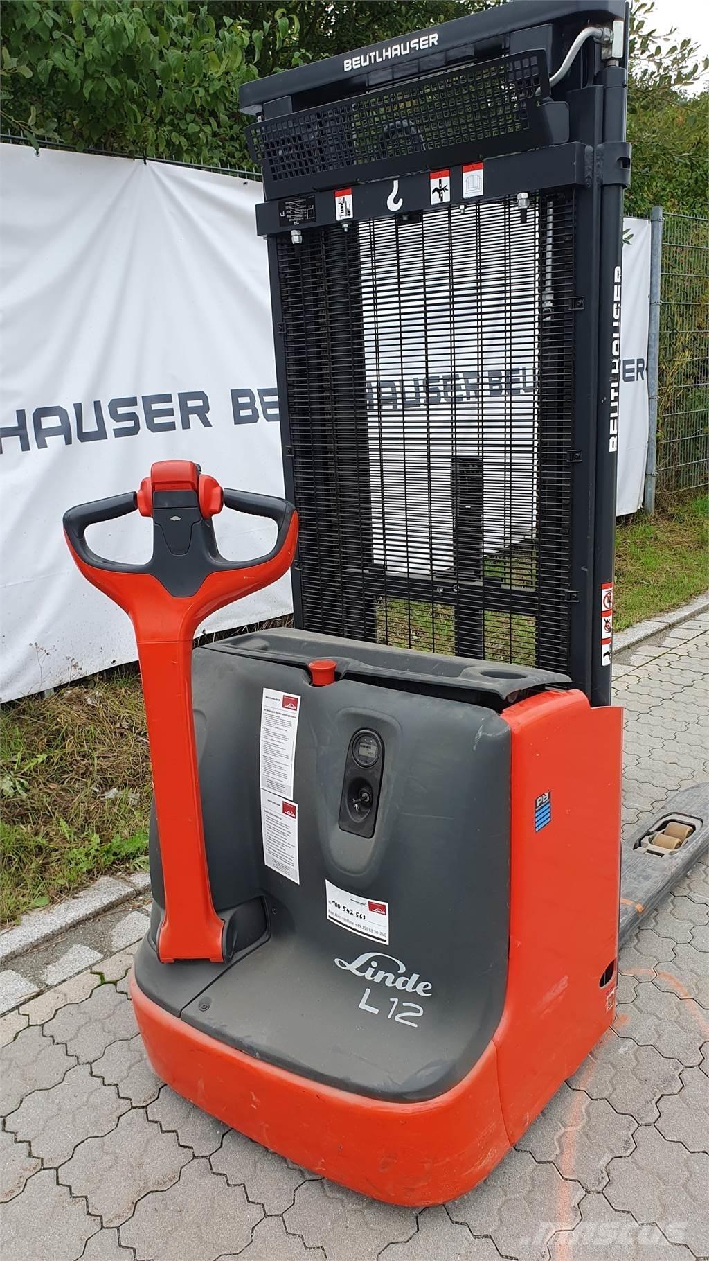 Linde L12i Yaya kumandali istif makinasi