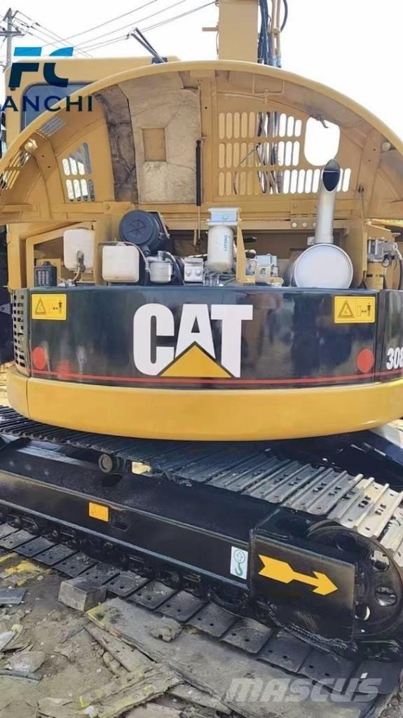 CAT 308 C Paletli ekskavatörler