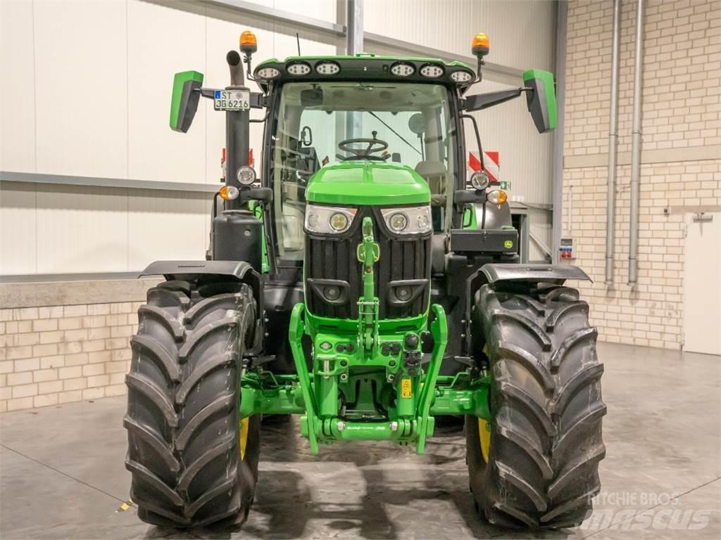 John Deere 6R215 Traktörler