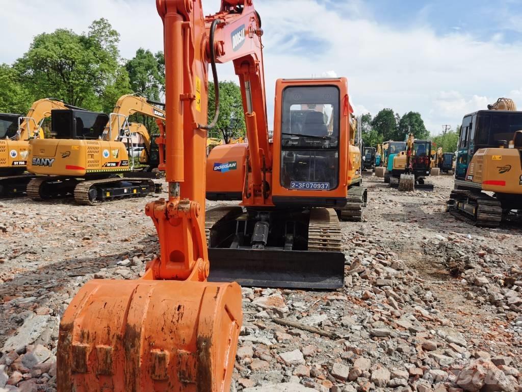 Doosan DX75 Midi ekskavatörler 7 - 12 t