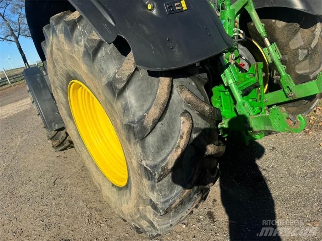 John Deere 6230R Traktörler
