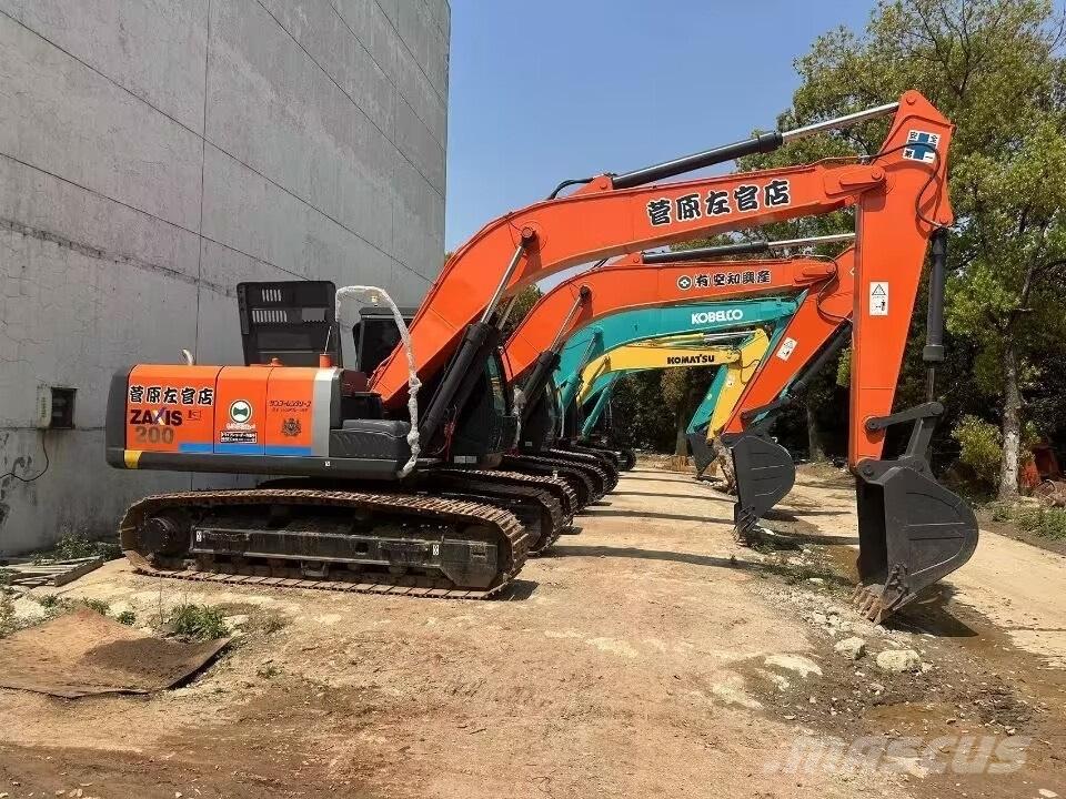 Hitachi EX 200-1 Paletli ekskavatörler