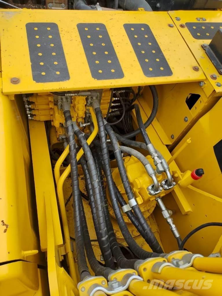 Komatsu PC 210 Paletli ekskavatörler