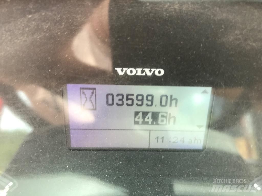 Volvo L 30 G Tekerlekli yükleyiciler