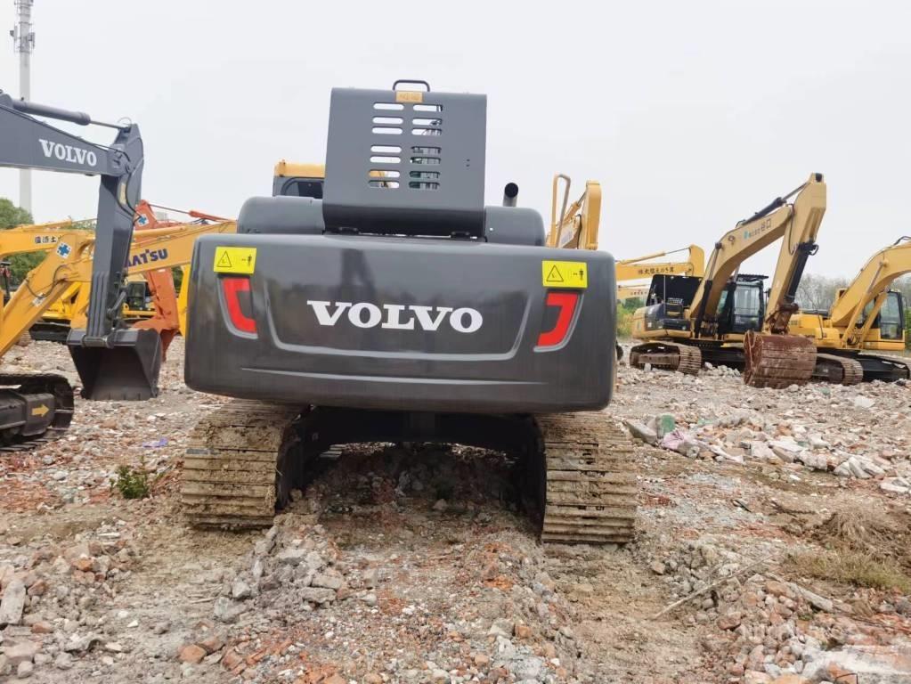 Volvo EC210D Paletli ekskavatörler