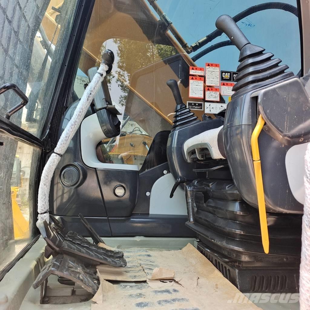 CAT 324 D Paletli ekskavatörler