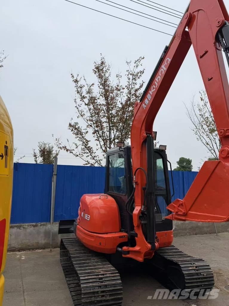 Kubota 163 Paletli ekskavatörler