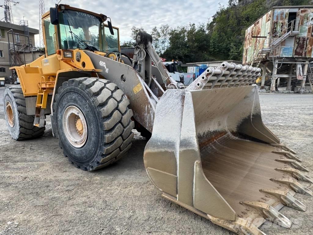 Volvo L 220 E Tekerlekli yükleyiciler