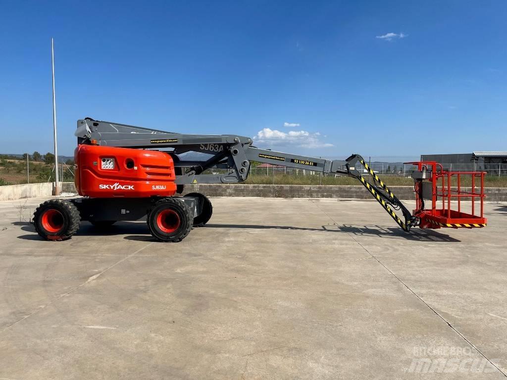 SkyJack SJ63AJ Körüklü personel platformları
