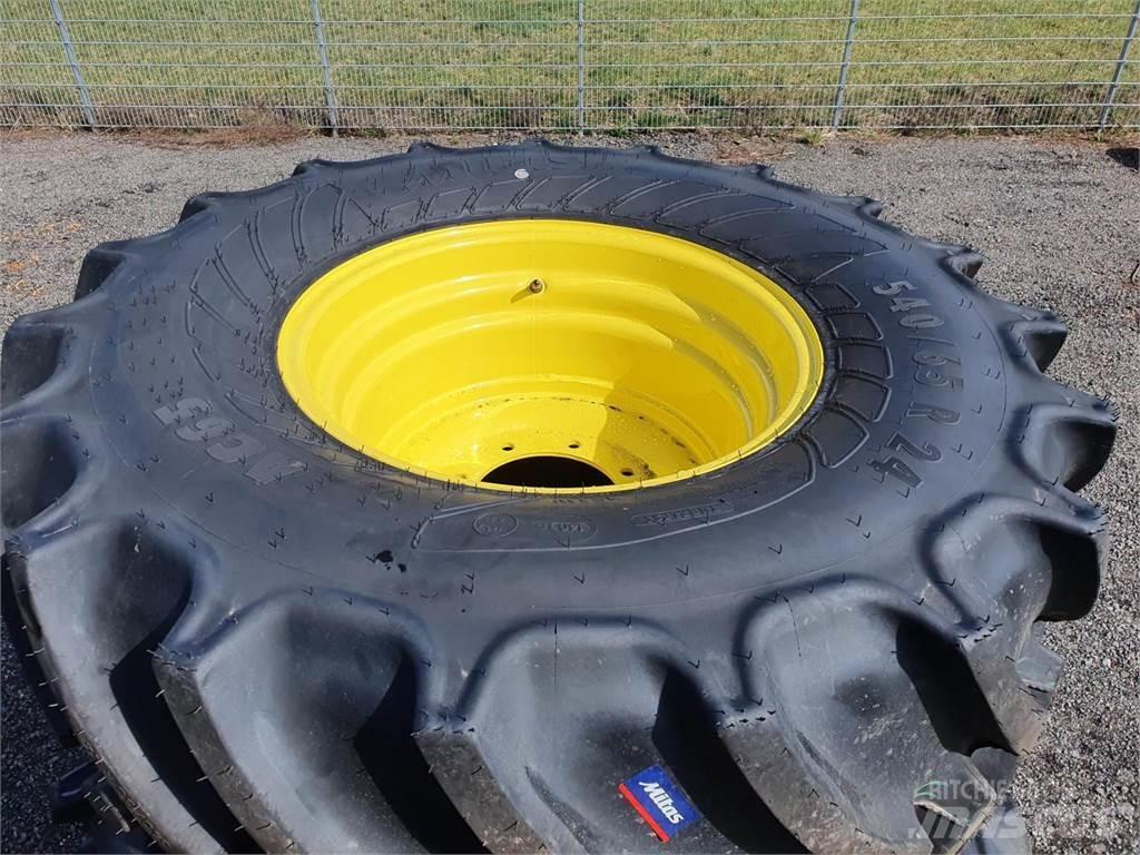 Mitas 540/65R24 x2 Tekerlekler