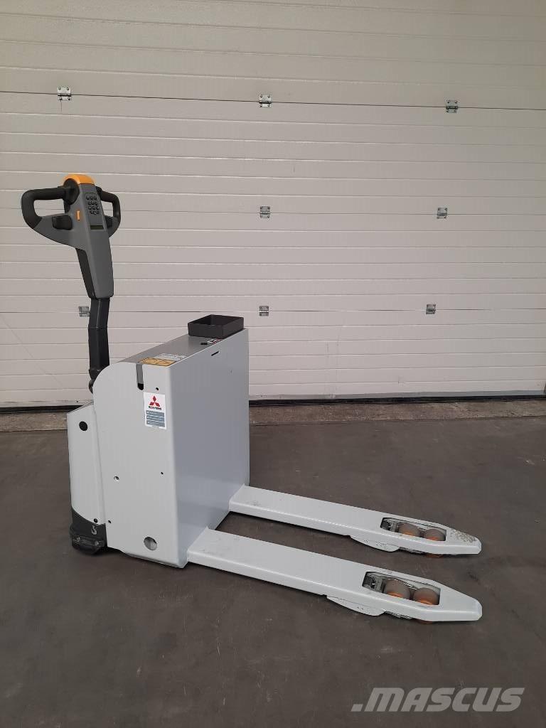 UniCarriers PLL180 Düsük seviye kaldirici