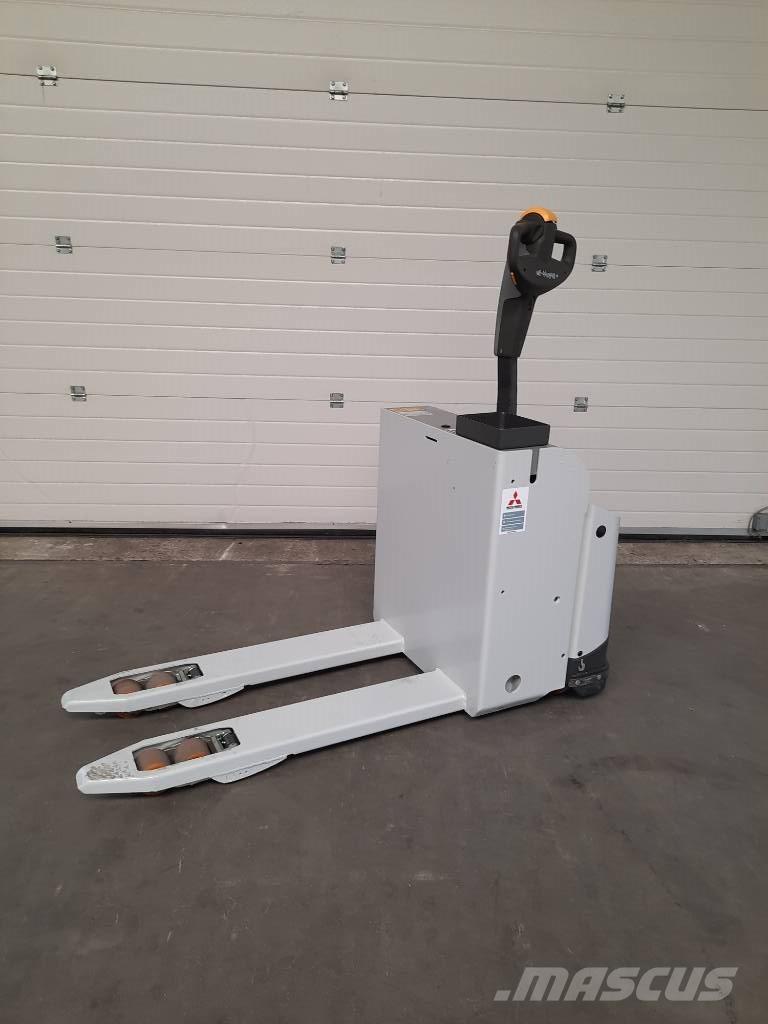 UniCarriers PLL180 Düsük seviye kaldirici