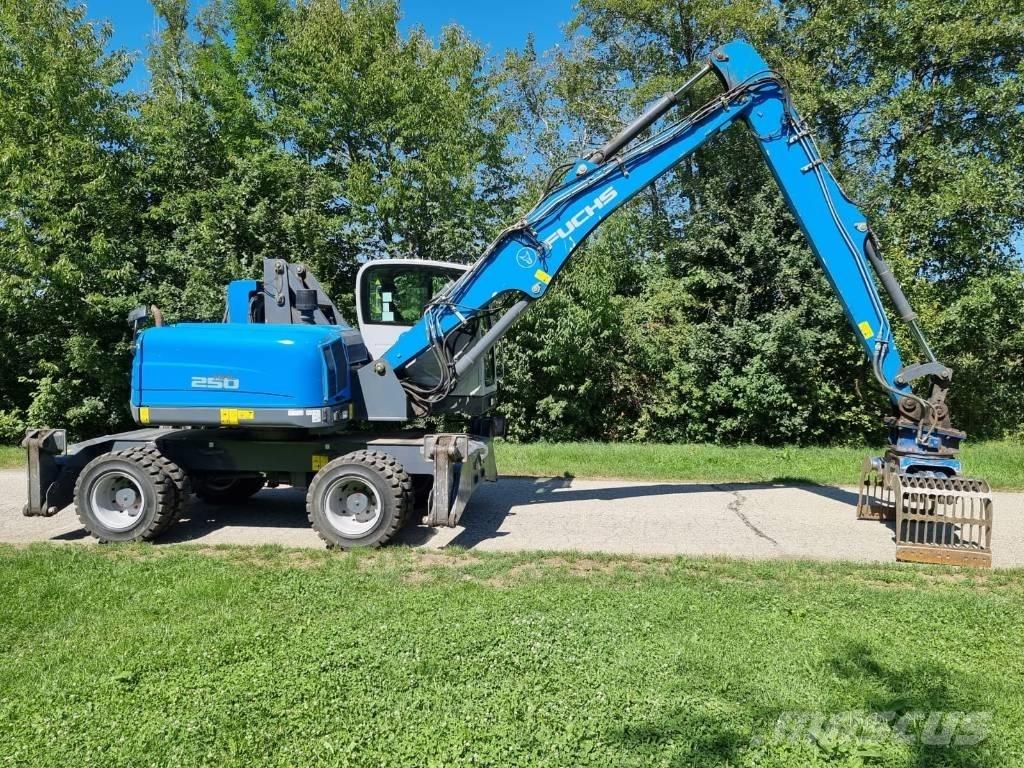 Fuchs MHL 250 Atık taşıma araçları