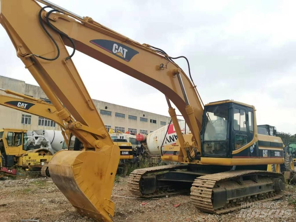 CAT 330BL Paletli ekskavatörler