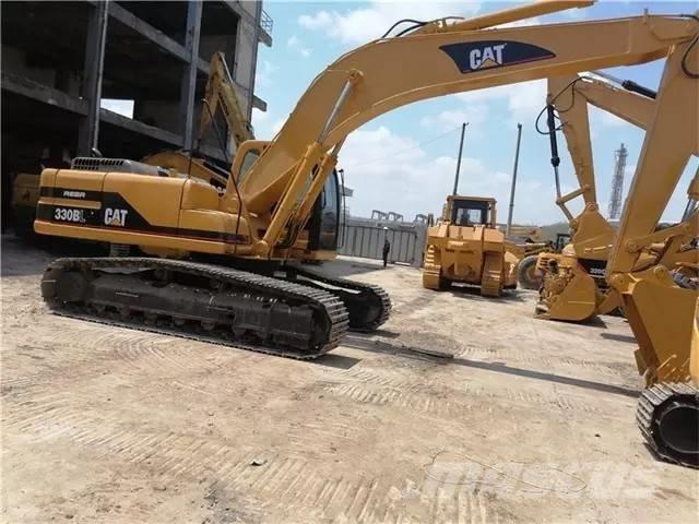 CAT 330 B L Paletli ekskavatörler