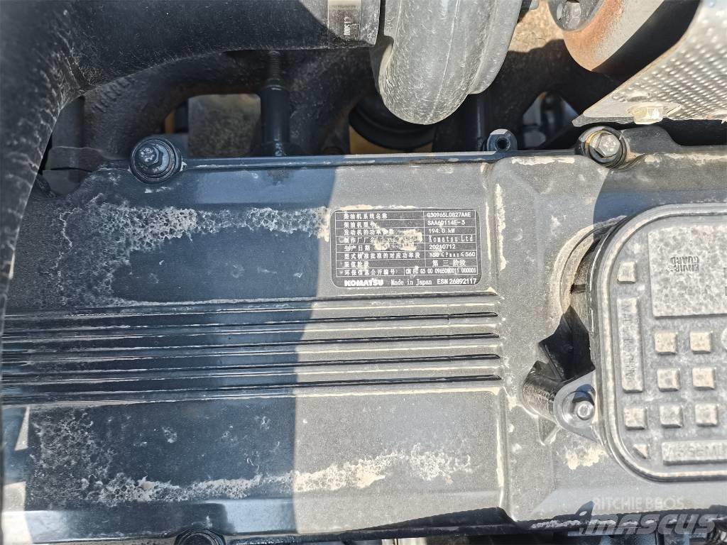 Komatsu PC 360 Paletli ekskavatörler