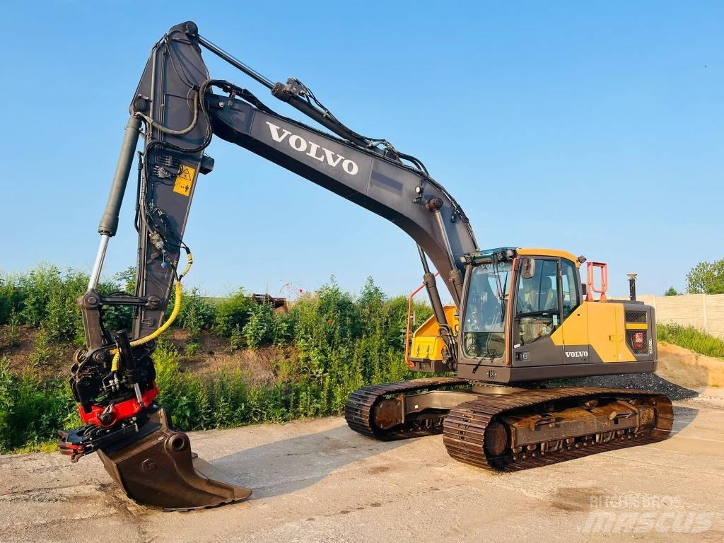 Volvo EC 220 Paletli ekskavatörler