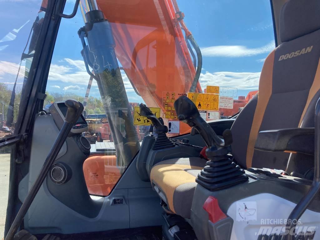 Doosan DX 140 LC-3 Paletli ekskavatörler