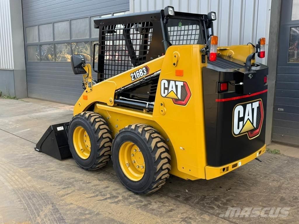 CAT 216B3 Tekerlekli yükleyiciler