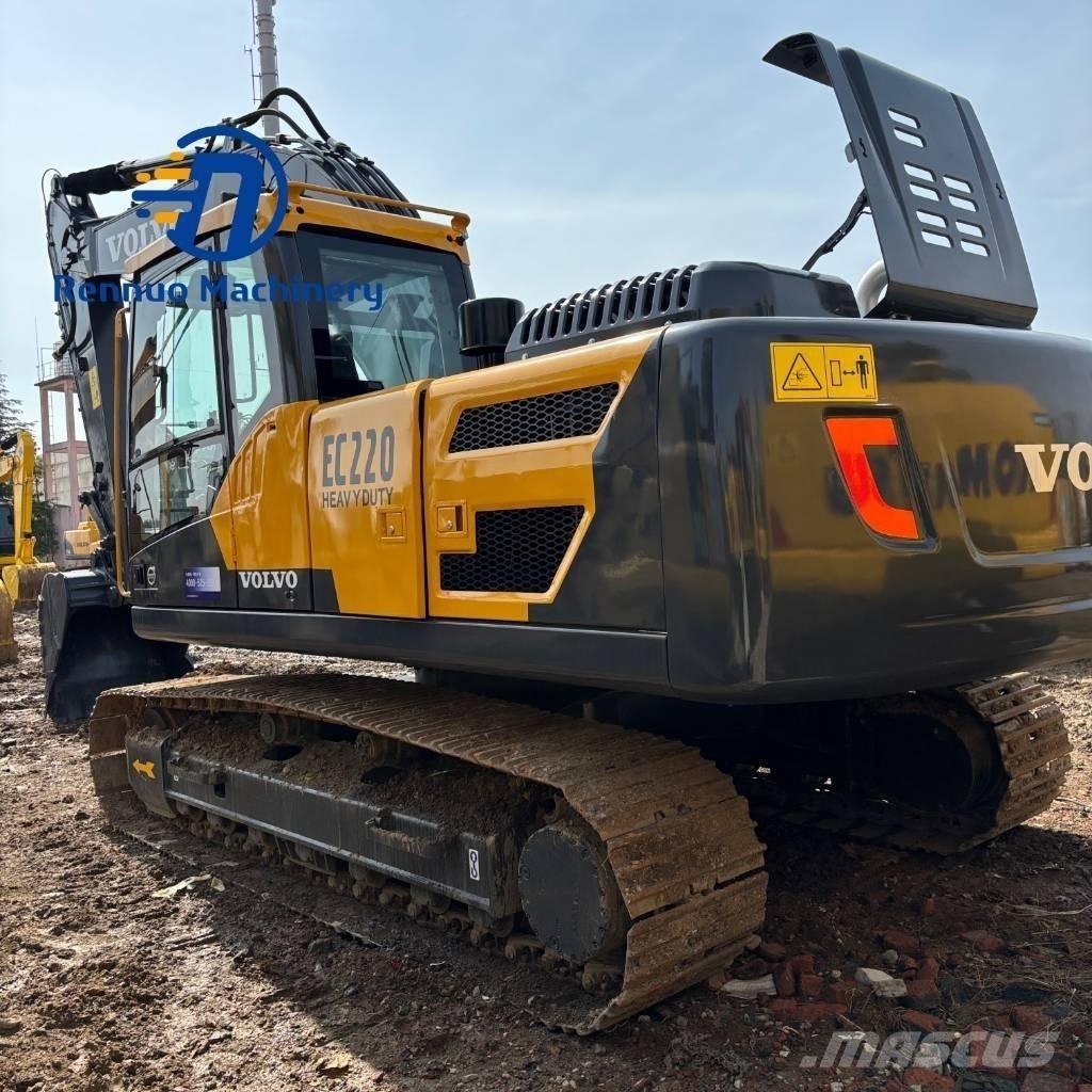 Volvo EC 220 D Paletli ekskavatörler