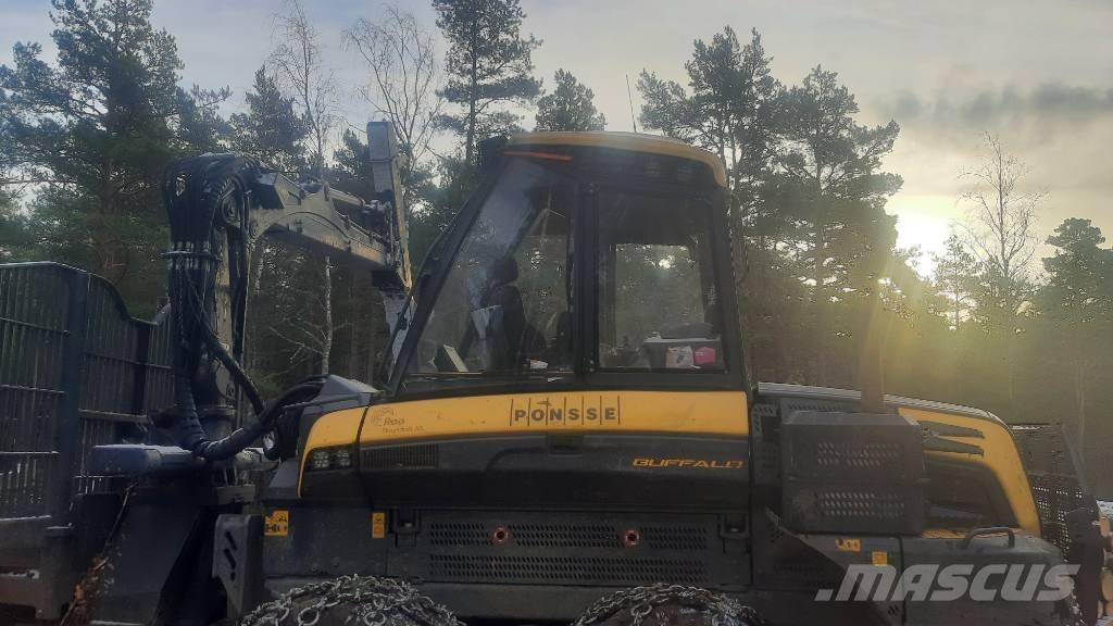 Ponsse BUFFALO AF 8W Tomruk yükleyici traktörler