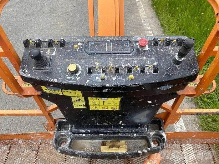 JLG 800AJ Körüklü personel platformları