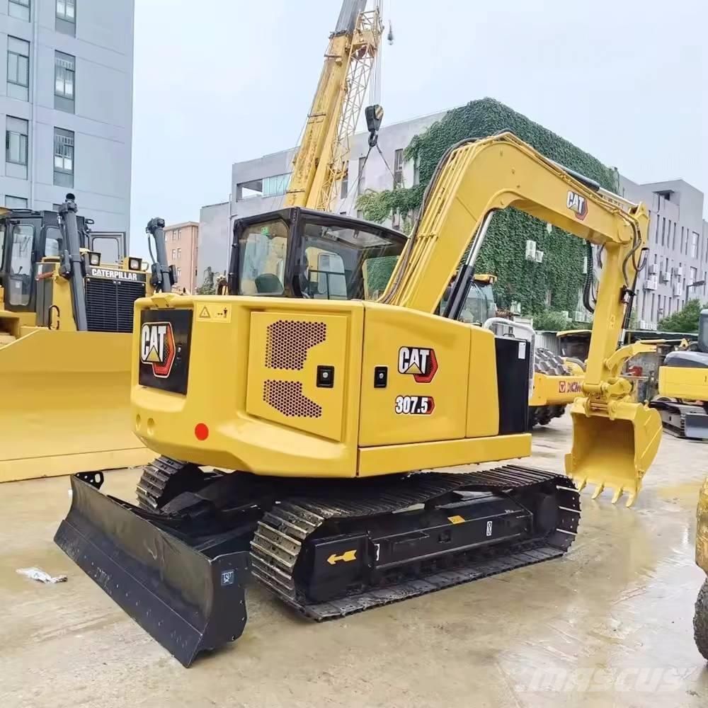 CAT 307,5 Paletli ekskavatörler