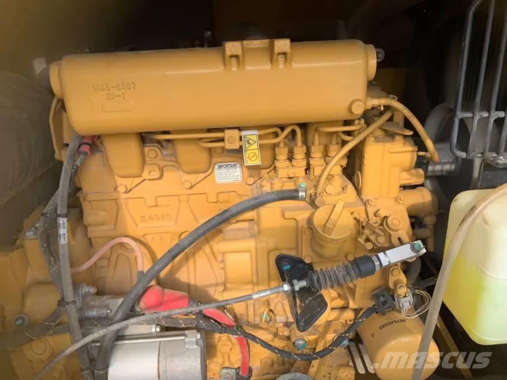 CAT 307,5 Paletli ekskavatörler