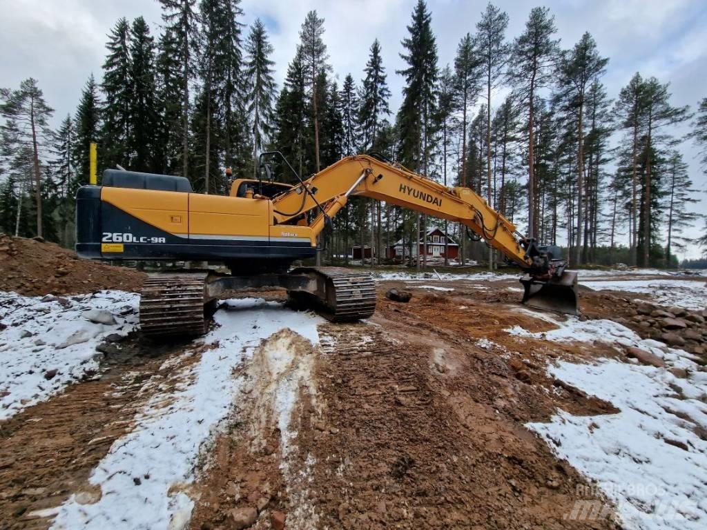 Hyundai 260 LC Paletli ekskavatörler