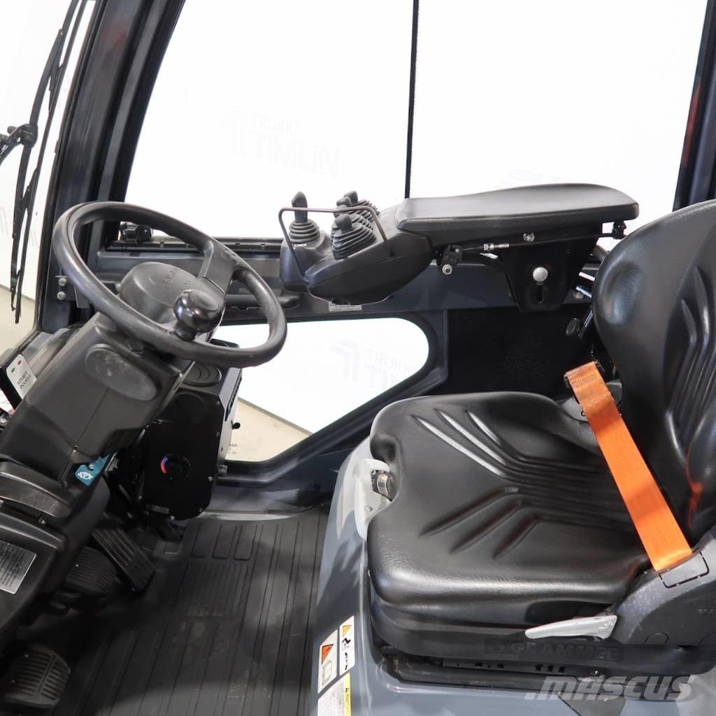 Toyota 02-8FGF25 LPG'li forkliftler