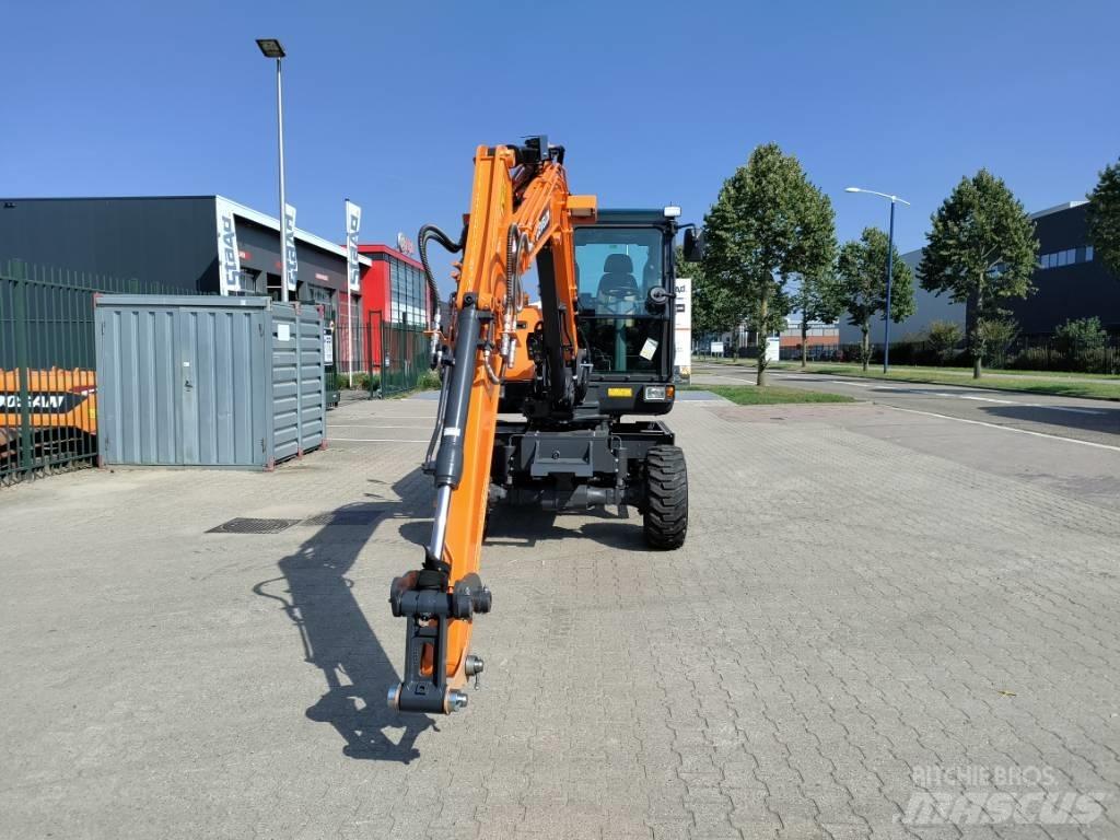 Develon DX57W-7 Mini ekskavatörler, 7 tona dek