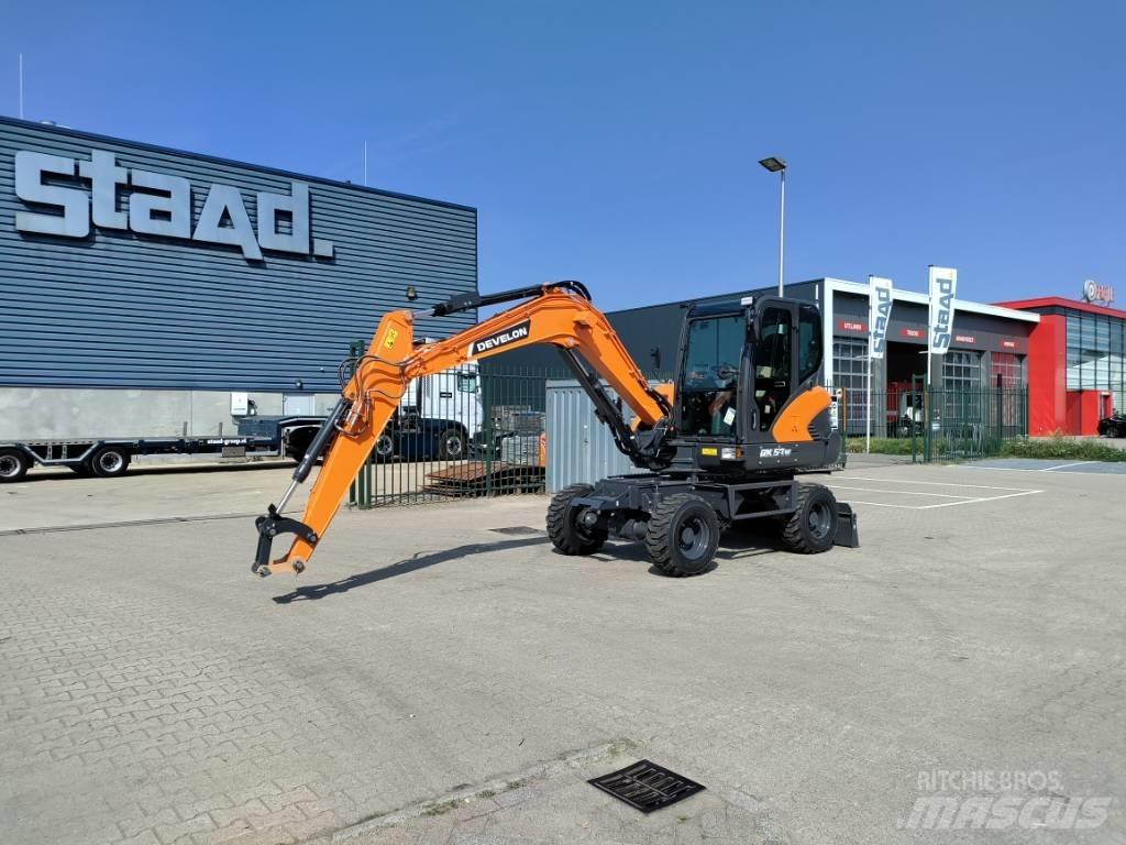 Develon DX57W-7 Mini ekskavatörler, 7 tona dek