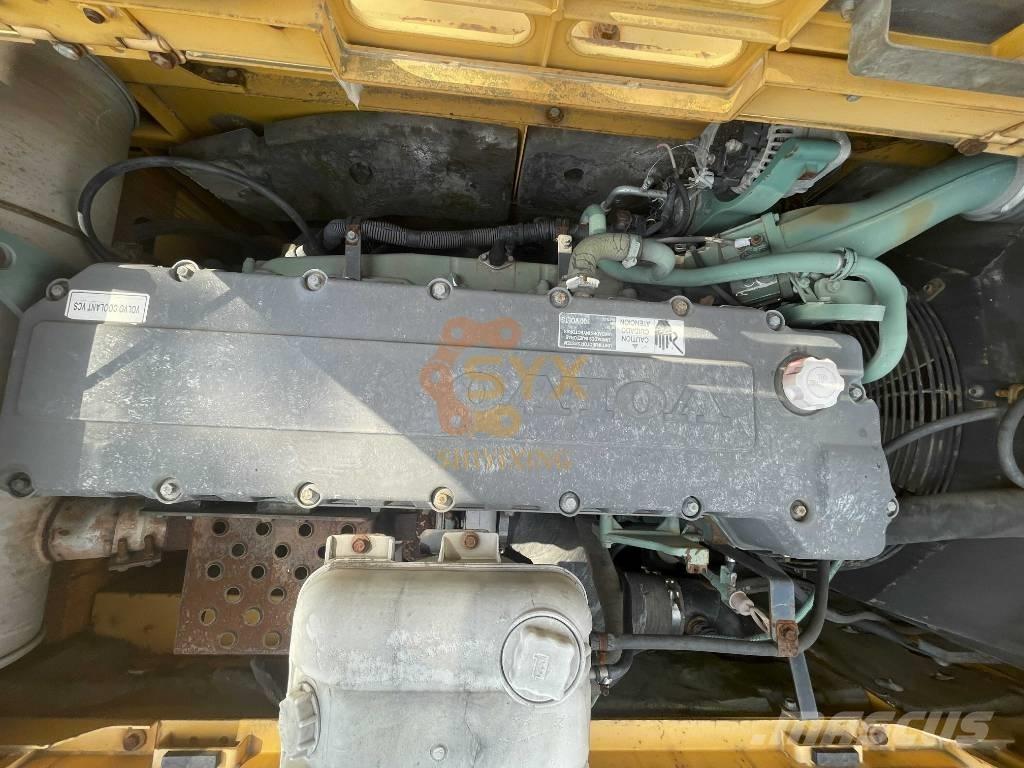 Volvo EC 360 B LC Paletli ekskavatörler