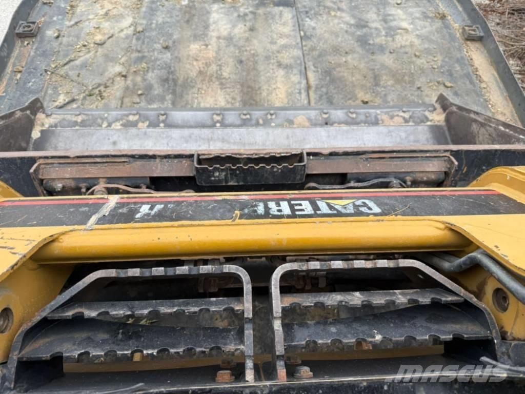 CAT 216 Skid steer loderler