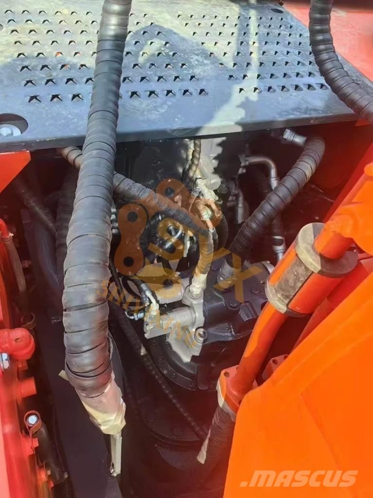 Doosan DX 225 LC Uzun bomlu ekskavatörler
