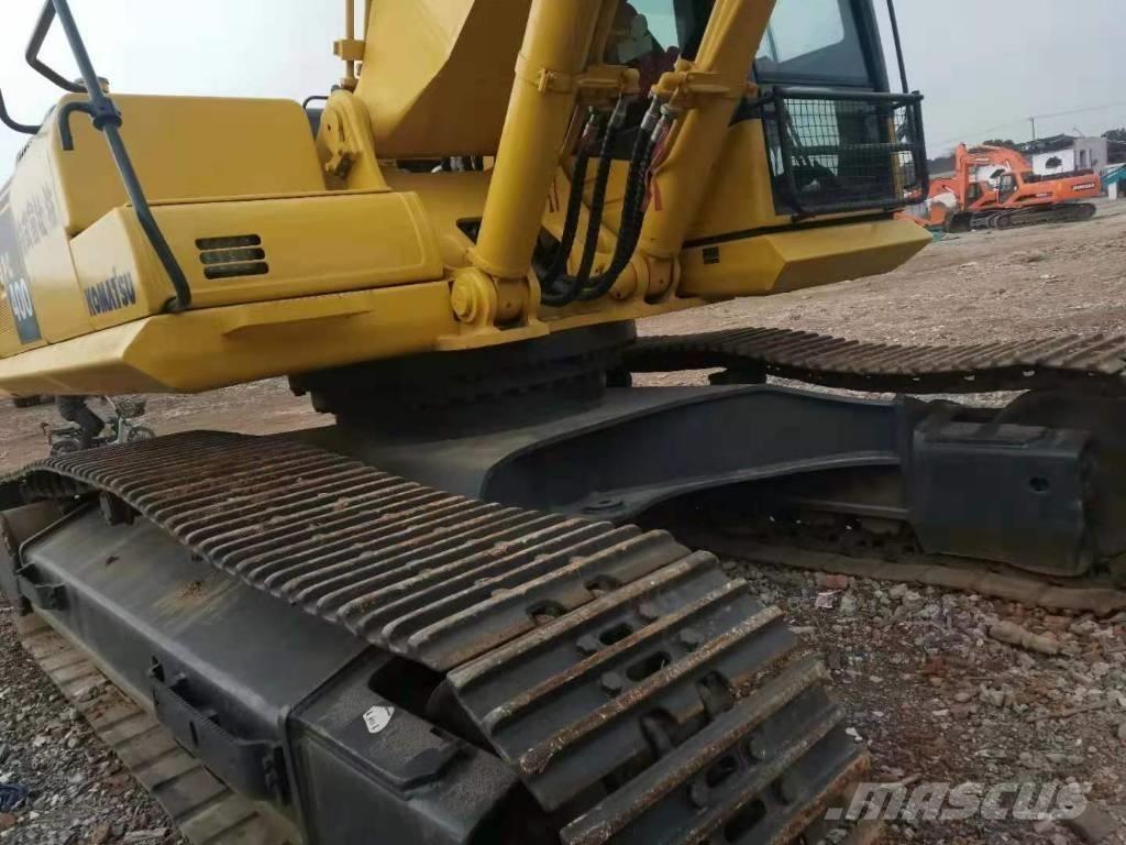 Komatsu Komatsu Paletli ekskavatörler