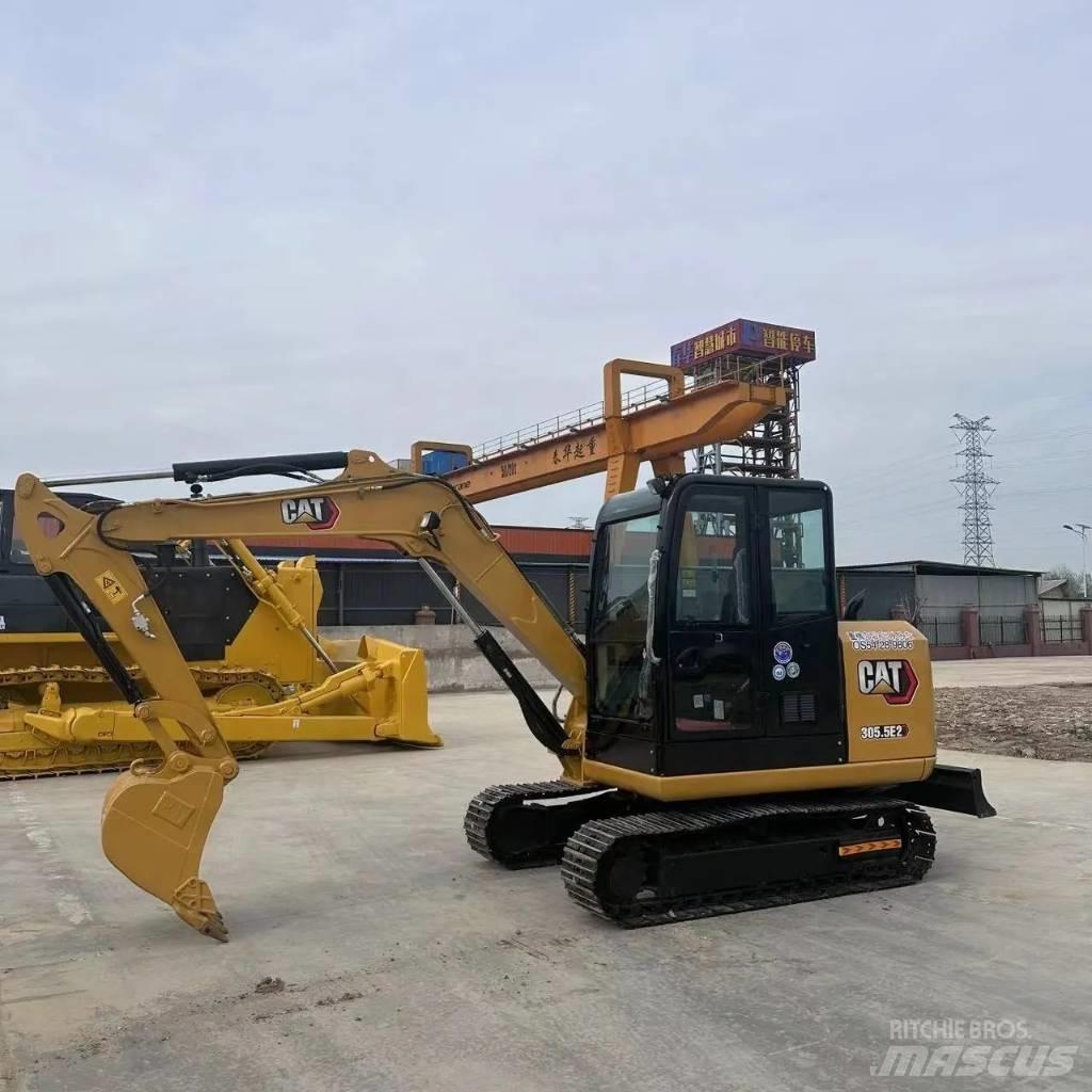CAT 305.5 Mini ekskavatörler, 7 tona dek