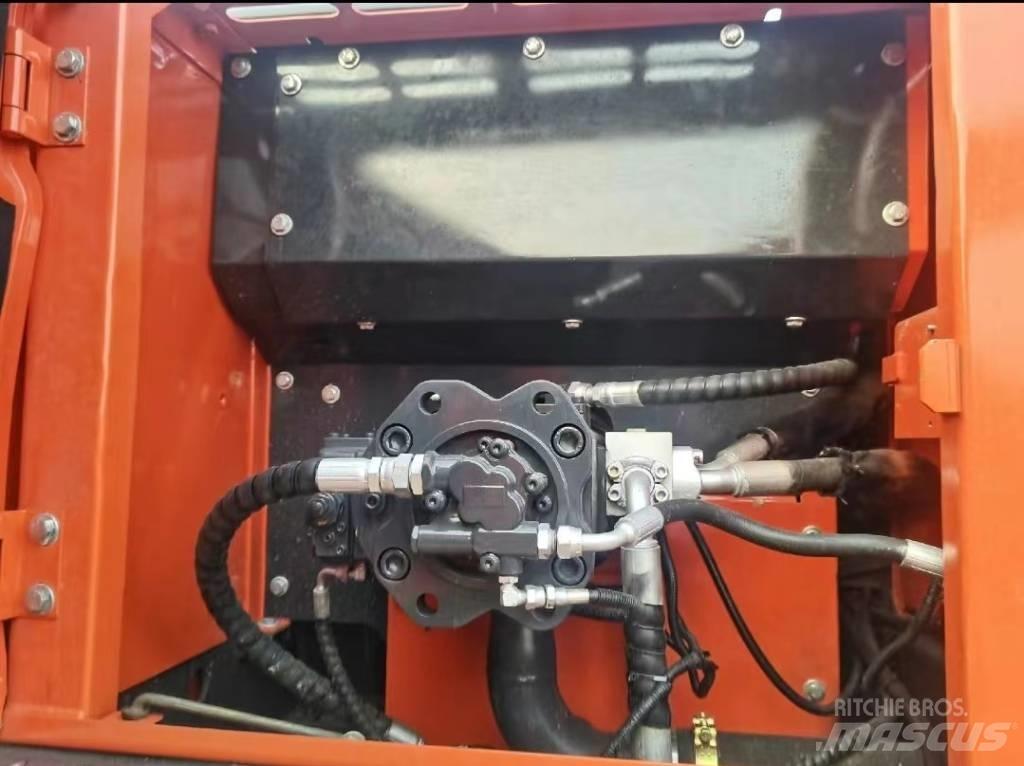 Doosan DX225 Paletli ekskavatörler