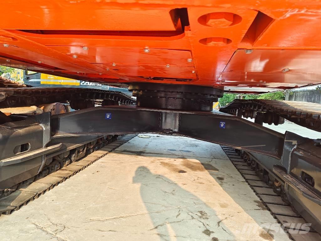 Doosan DX 300 LC Paletli ekskavatörler