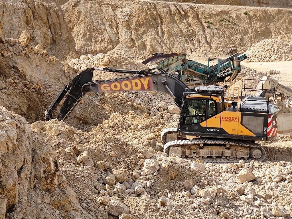 Volvo EC 250 EL Paletli ekskavatörler