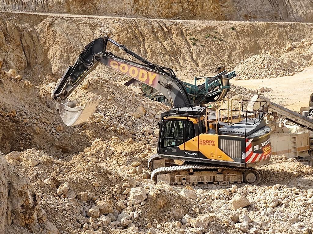 Volvo EC 250 EL Paletli ekskavatörler