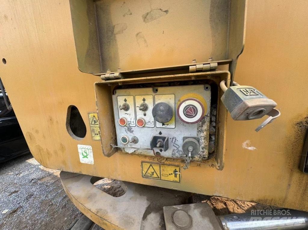 CAT PM 200 Asfalt kaziyicilar