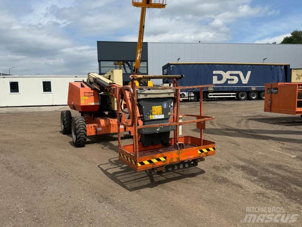 JLG 340 AJ Körüklü personel platformları